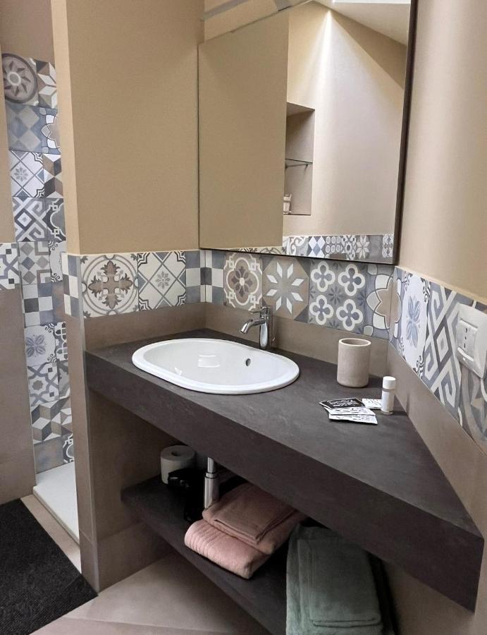 Verde Rame In Citta' Alta Con Garage Charme E Relax Lägenhet Bergamo Exteriör bild