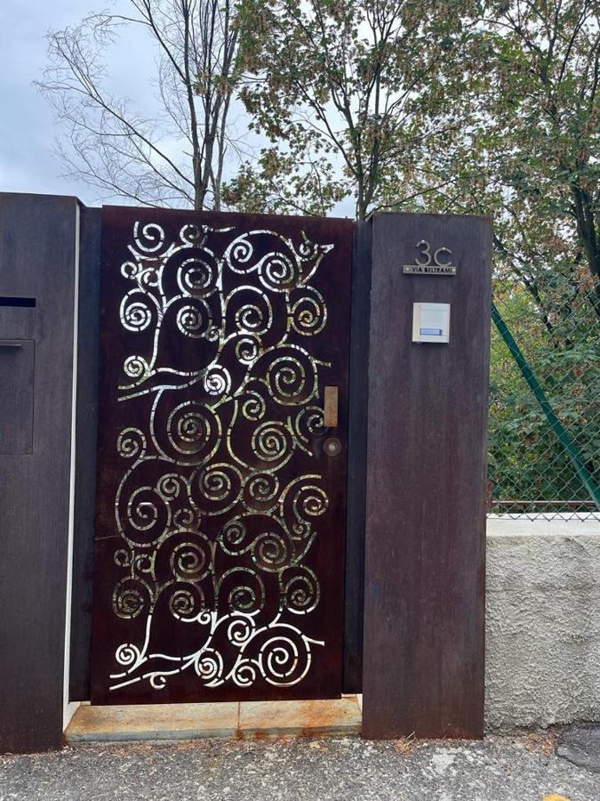 Verde Rame In Citta' Alta Con Garage Charme E Relax Lägenhet Bergamo Exteriör bild