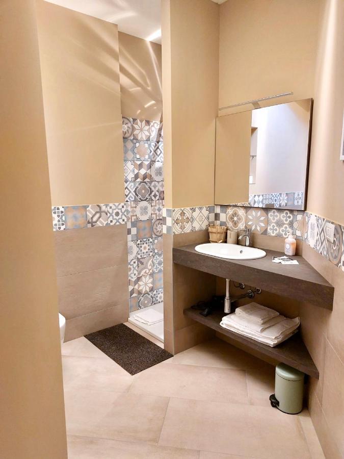 Verde Rame In Citta' Alta Con Garage Charme E Relax Lägenhet Bergamo Exteriör bild